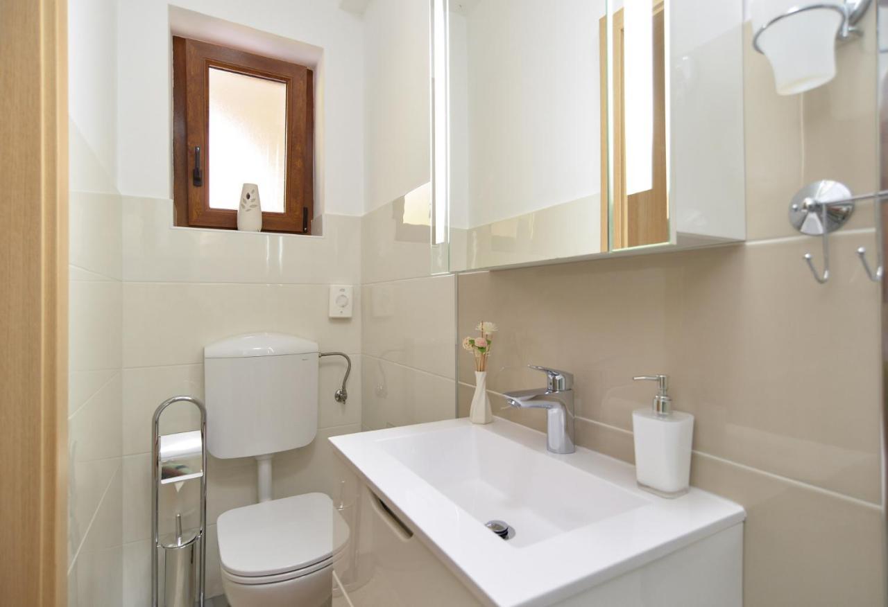 Apartment Snjezana 1064 Rovigno Esterno foto