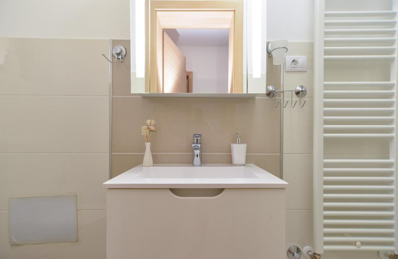 Apartment Snjezana 1064 Rovigno Esterno foto