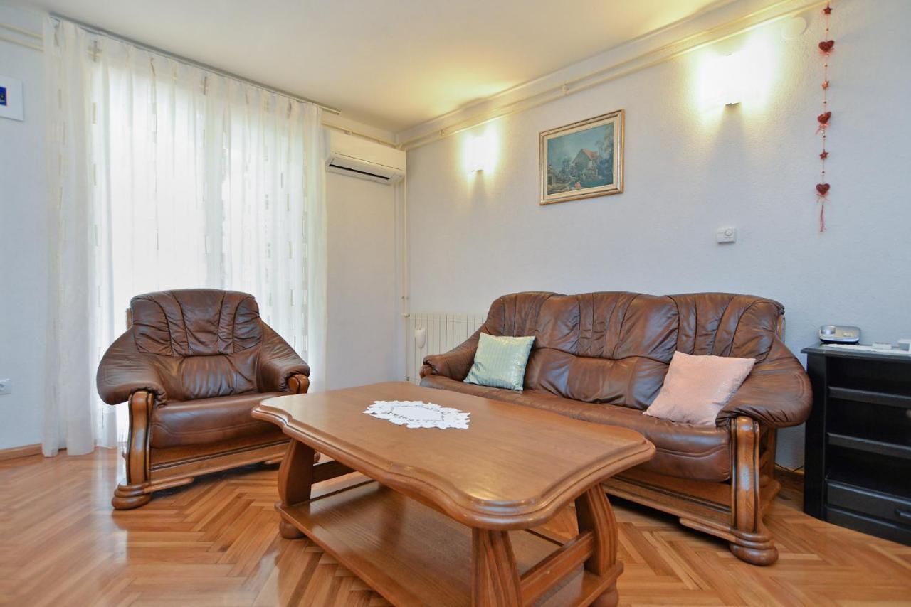 Apartment Snjezana 1064 Rovigno Esterno foto